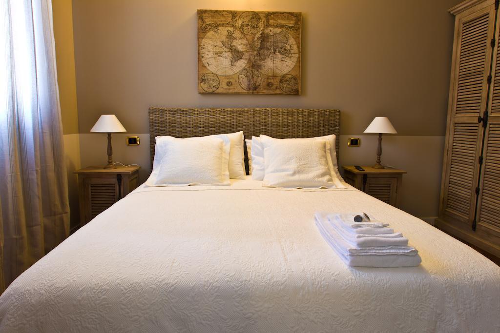 Hotel Borgo Manzoni - Charming House Rozzano Esterno foto