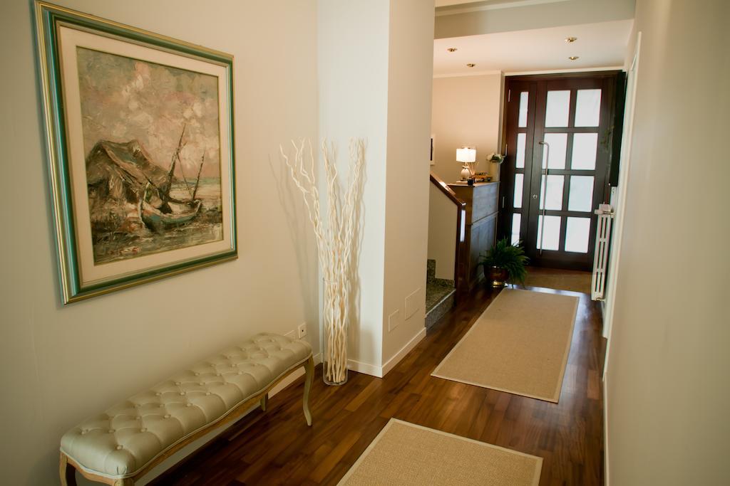 Hotel Borgo Manzoni - Charming House Rozzano Esterno foto